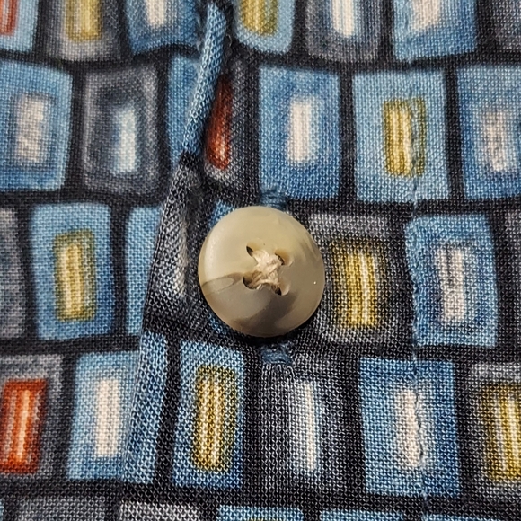 Mens Button Down Shirt sz XL - Picture 3 of 3